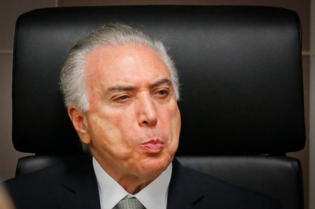 Temer libera 1.8 bilhão aos deputados para aprovar Reforma da Previdência