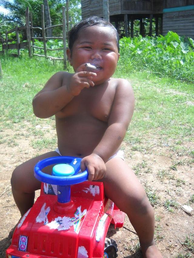 This Toddler Smoked 40 Cigarettes A Day - See What He Looks Now