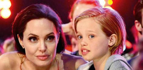 Mudança de sexo da filha de Angelina Jolie e Brad Pitt não procede