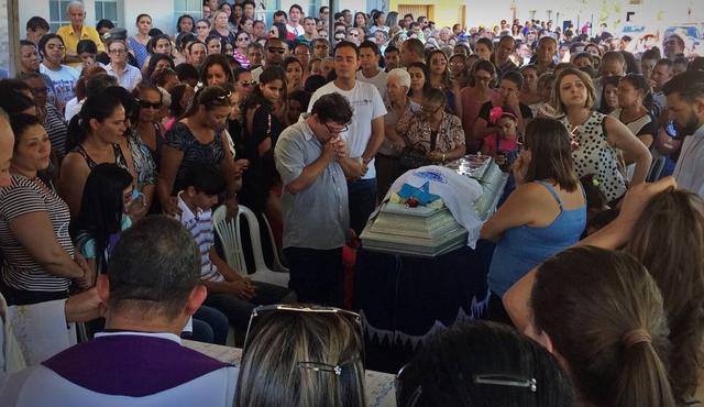 A professora que deu a vida para salvar suas crianças em Janaúba