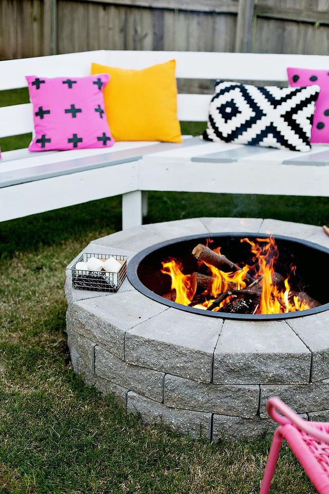 A Cozy Dreamy Winter Affordable And Easy To Build Diy Fire Pits