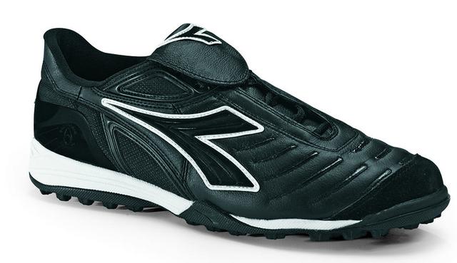 top 10 indoor soccer shoes