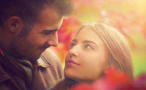 11 Signs You Mean EVERYTHING To Him