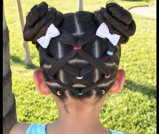 Hairstyles For Children With Elastic Bands Of Different Color