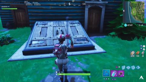 4 casa en el extremo sur de snobby y parte inferior de viking atraviesa la puerta y la pieza del rompecabezas esta justo al frente - ubicacion piezas rompecabezas fortnite