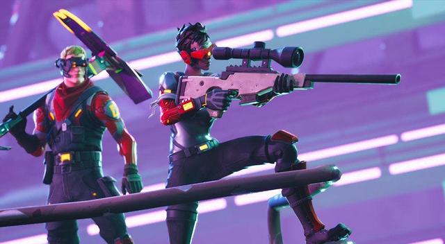 das multi plattform spielfortnitehat die welt im sturm erobert nach seiner veroffentlichung im jahr 2017 wurde es schnell zum beliebtesten spiel in den - fortnite schweres sturmgewehr