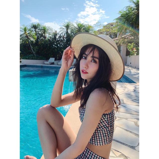 なりたいカラダno 1の石川恋 セクシーなビキニショットに 腹筋がハンパない の声 Beezまとめ