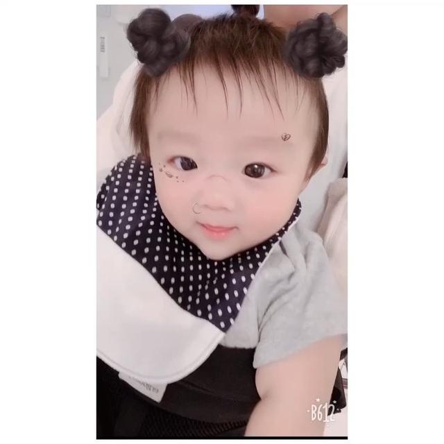 辻希美が三男の映像を公開 辻ちゃんが産んだのに加護ちゃん似 の謎 Beezまとめ