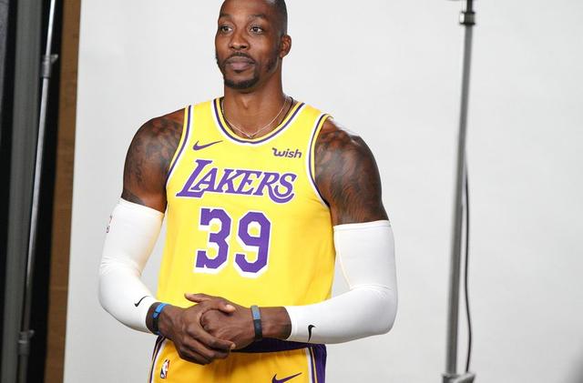Los Angeles Lakers are impressed with Dwight Howard_国际_蛋蛋赞