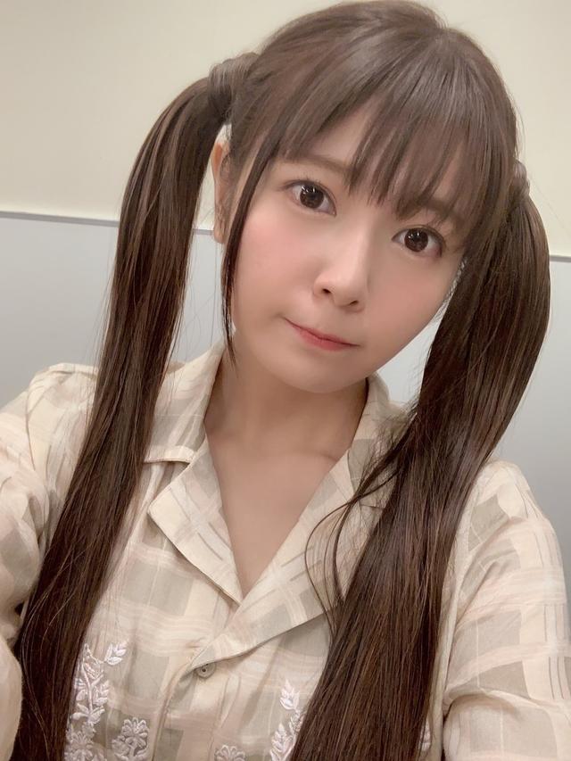 画像 大人気声優の竹達彩奈さん ツインテールを披露 全然昔と変わってないと話題に Beezまとめ