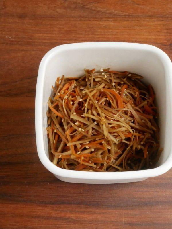 作り置きの定番 ご飯が進む 基本のきんぴらごぼう と簡単アレンジレシピ Beezまとめ