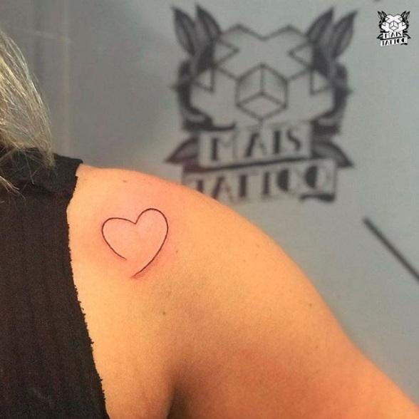 16 Cute Little Heart Tattoos That You Are Going to Want the Same