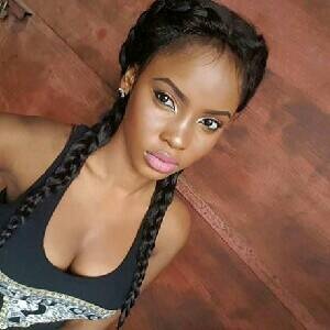 Pretty Emmanuela Milk