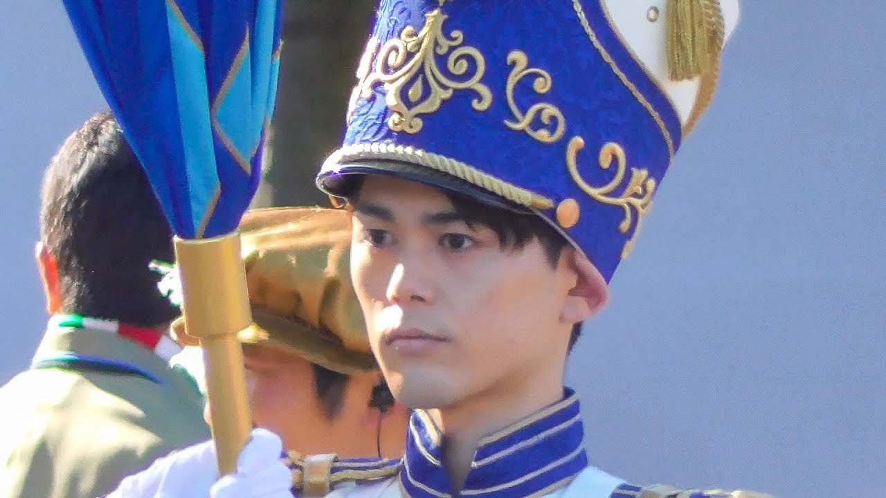 ディズニー ロイヤルドリーム ウェディングの旗持ち従者さん